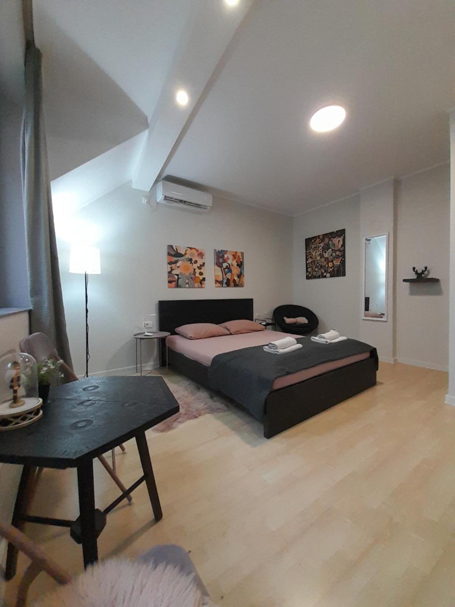 Cool & Cozy Center Apartman Szabadka Kültér fotó